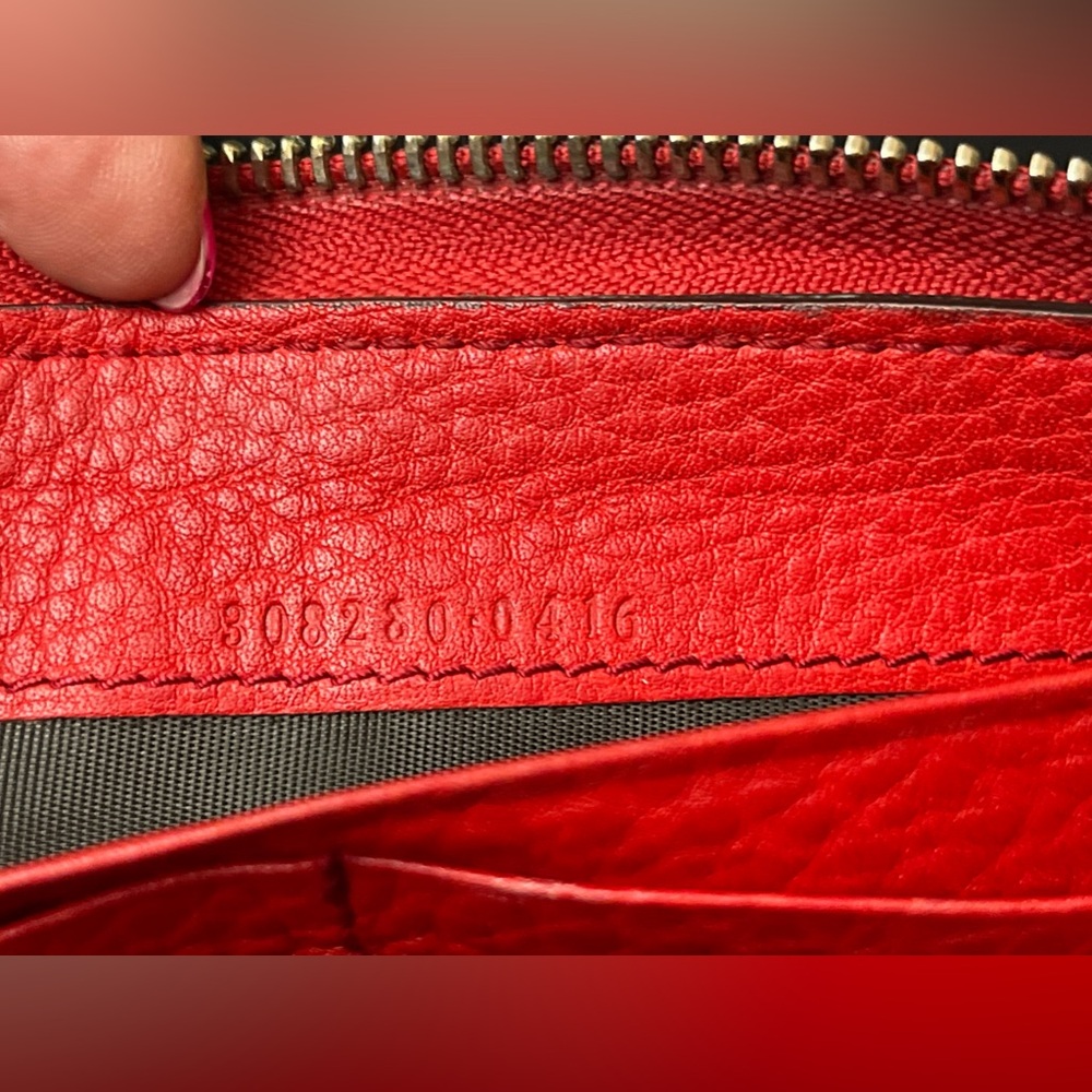 EUC Authentic Gucci Soho Zip Around 75 - Red - Picture 5 of 14
